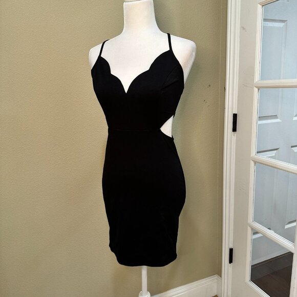 NWT URBAN OUTFITTERS Cut Out Black Body Con Mini Dress - size small - Picture 5 of 9